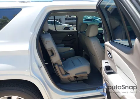 2018 Chevrolet Traverse Premier z USA, uszkodzony, nr VIN 1GNEVJKW3JJ116293